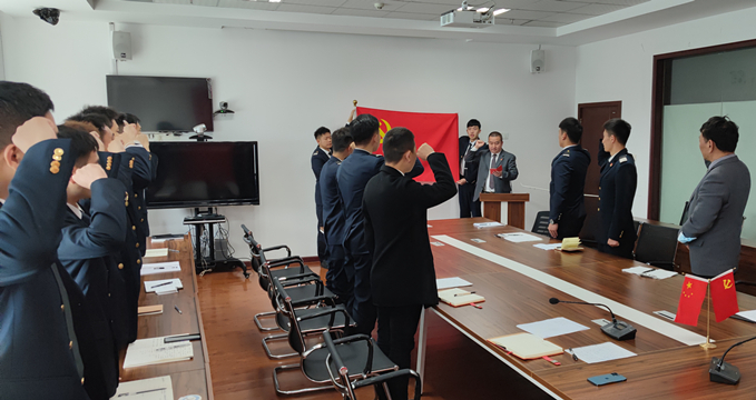 海航航校學(xué)員臨時(shí)黨支部正式成立